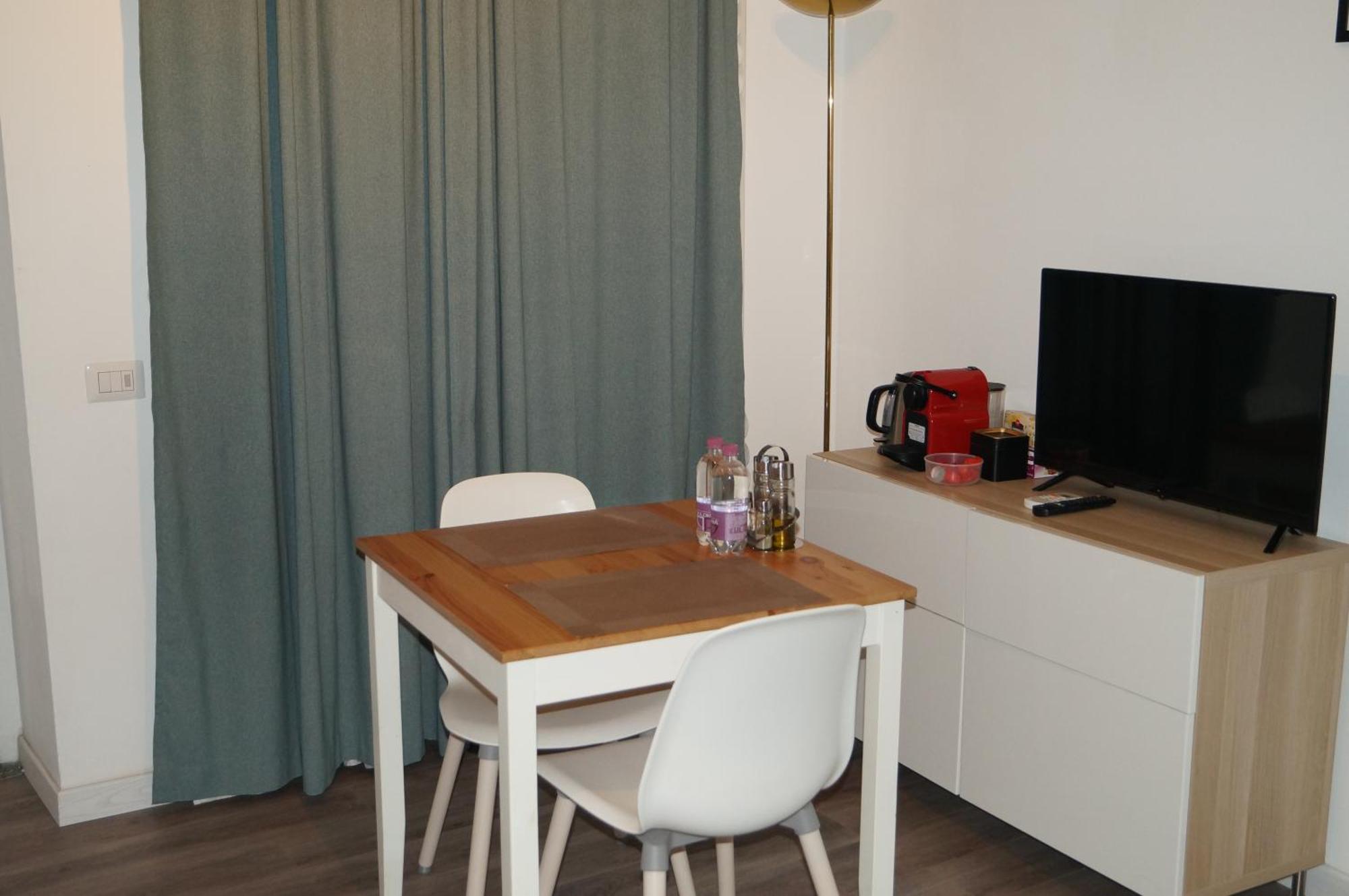 House Naviglio Quattro Apartamento Milão Exterior foto